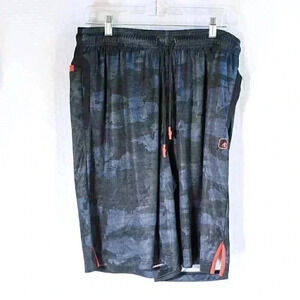AND1 Size L black/grey camo print basketball shorts workout gym